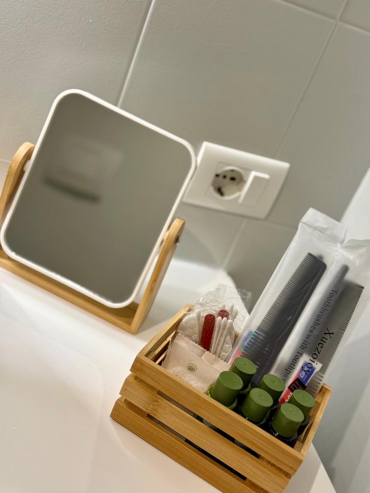 Naviglio - Eleganza E Relax A 2 Min Dalla M4 E Dai Navigli Apartamento Milán