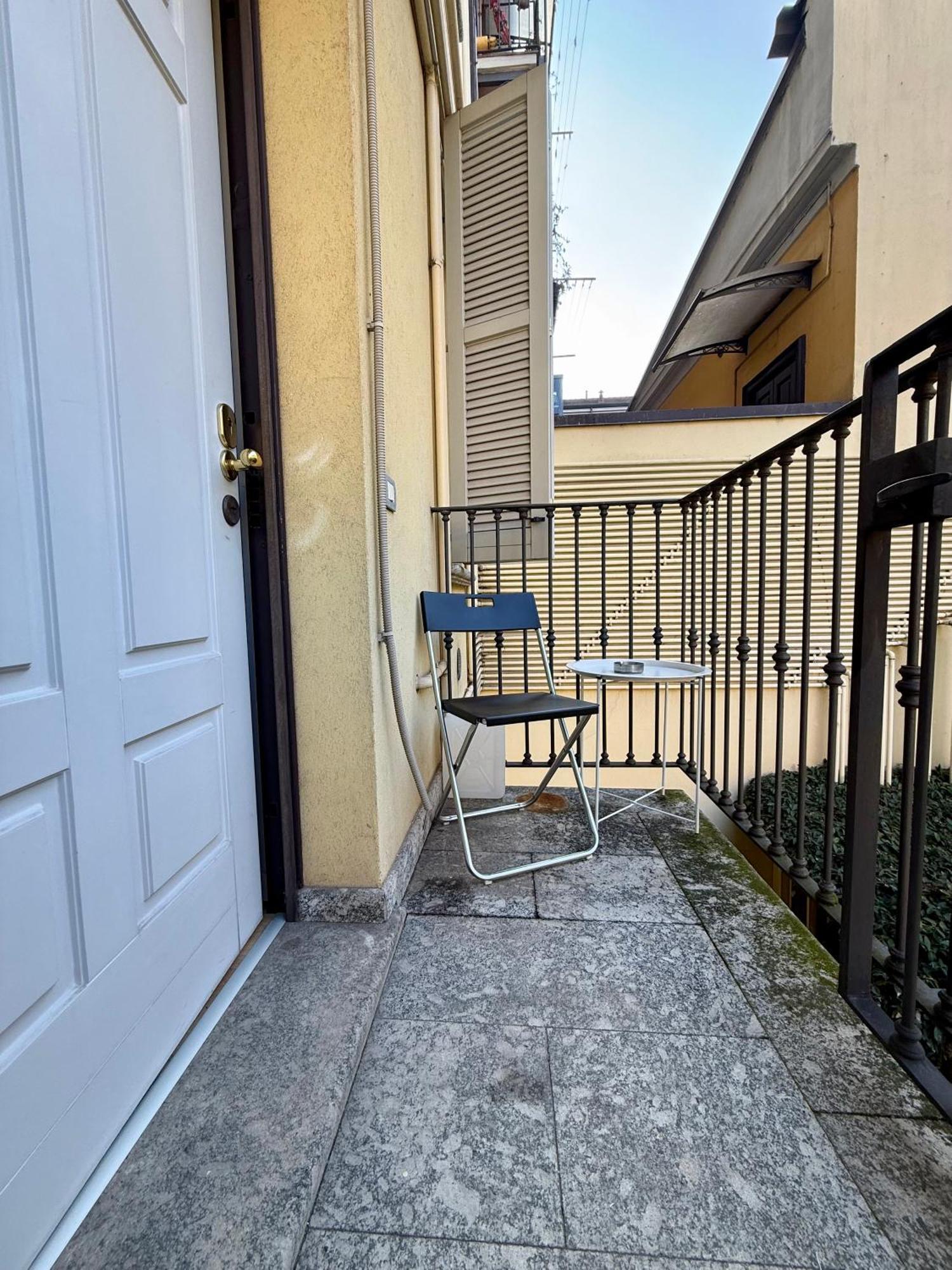 Apartment Naviglio - Eleganza E Relax A 2 Min Dalla M4 E Dai Navigli *